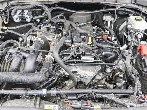 Used 2024 Ford Bronco Black Diamond image 29