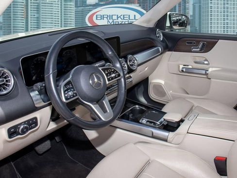 Used 2020 Mercedes-Benz GLB 250 image 5