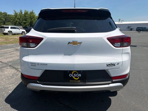 Used 2023 Chevrolet TrailBlazer LT w/ Convenience Package AWD/4WD image 6