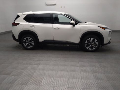 Used 2021 Nissan Rogue SV FWD image 11