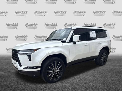 Used 2025 Lexus GX 550 w/ Accessory Package (2T) AWD/4WD image 6