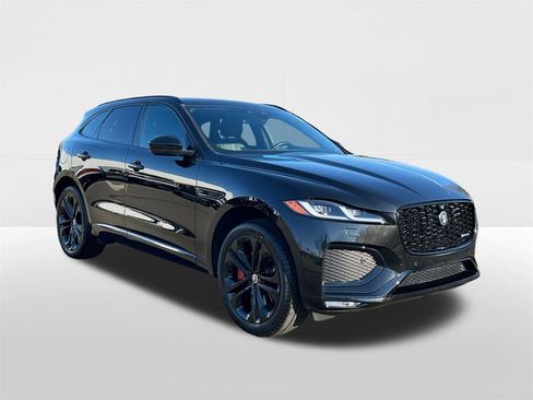 Certified 2025 Jaguar F-PACE R-Dynamic S image 5