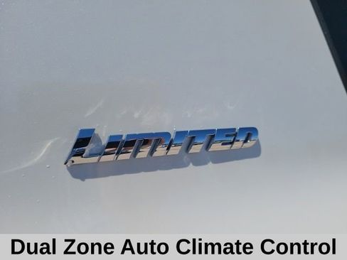 Used 2023 Toyota 4Runner Limited RWD image 6