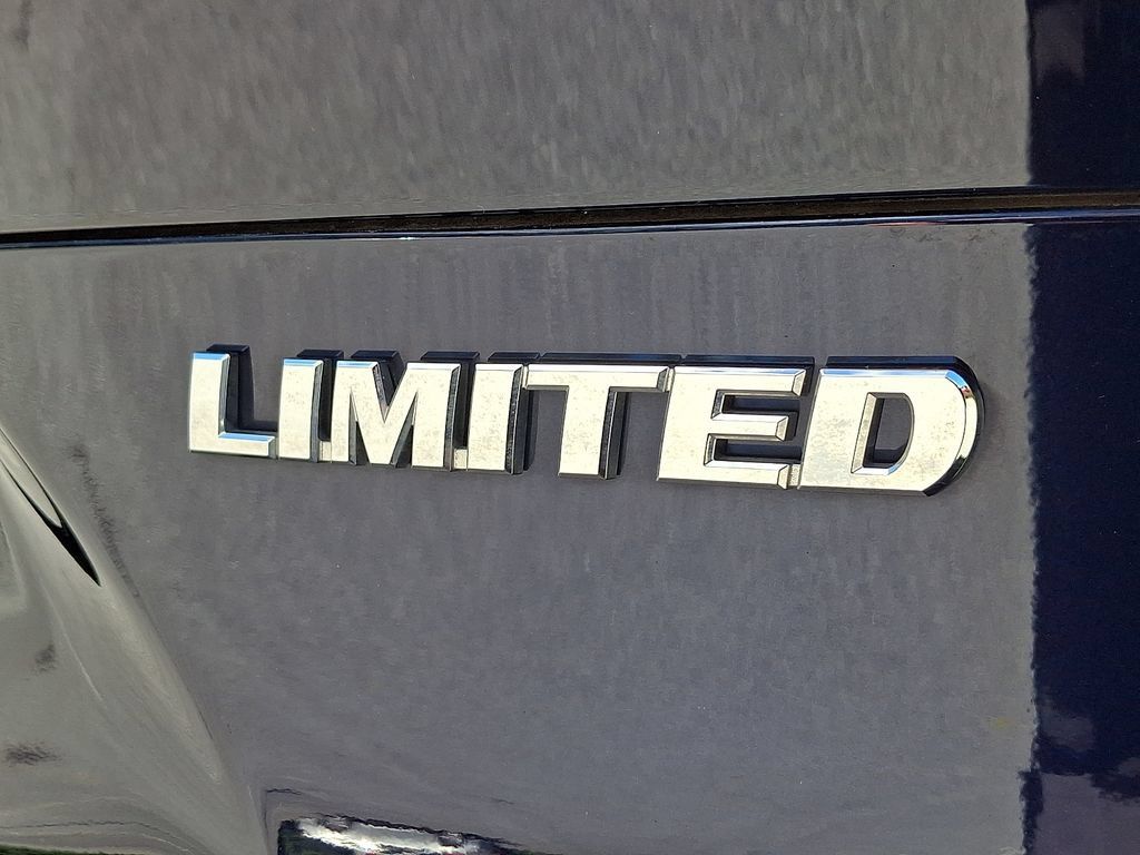 Certified 2023 Toyota Venza Limited AWD/4WD image 31