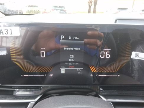 New 2026 Kia Carnival FWD image 7