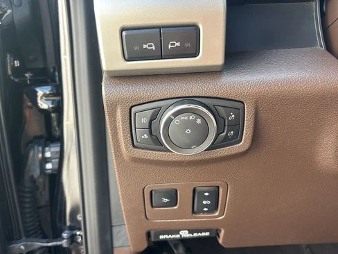 Used 2020 Ford F250 King Ranch w/ King Ranch Ultimate Package AWD/4WD image 26