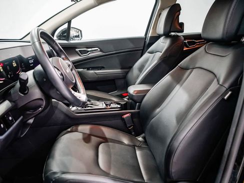 Used 2023 Kia Sportage EX FWD image 16