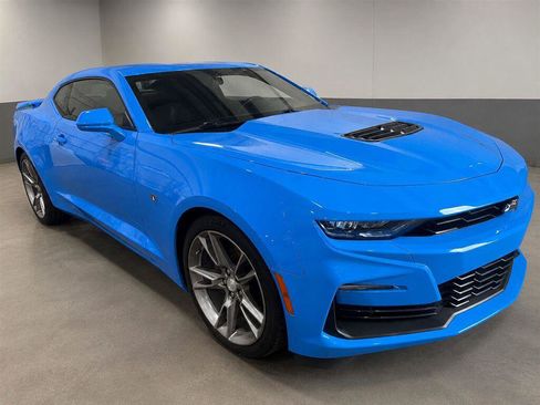 Used 2022 Chevrolet Camaro SS RWD image 2