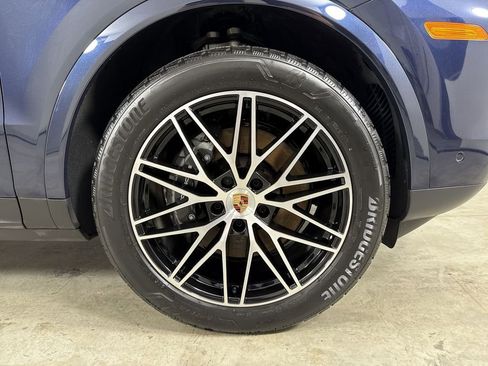 Certified 2025 Porsche Cayenne image 15