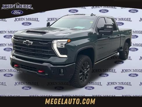 Used 2026 Chevrolet Silverado 2500 LTZ w/ LTZ Plus Package AWD/4WD image 1