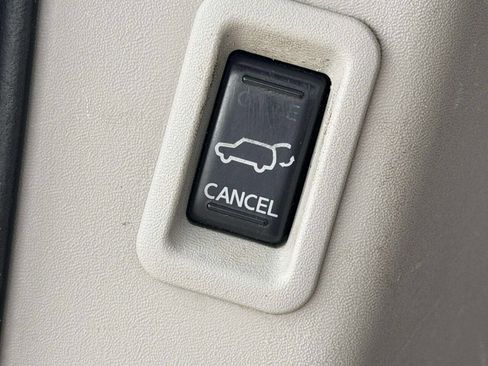 Used 2012 Nissan Armada Platinum AWD/4WD image 12