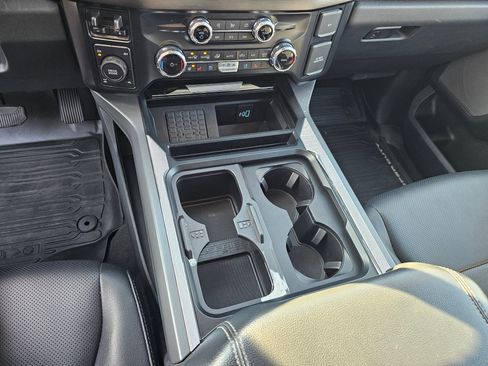 Used 2023 Ford F350 Lariat image 24