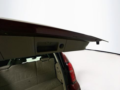 Used 2018 Chevrolet Tahoe LT image 31