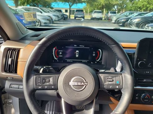 Used 2023 Nissan Pathfinder Platinum w/ Cargo Package AWD/4WD image 18