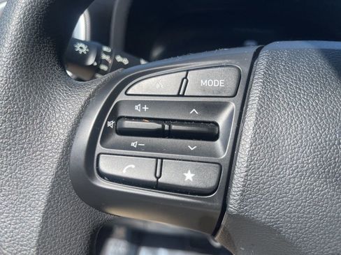 Used 2023 Hyundai Venue SE w/ Cargo Package image 17