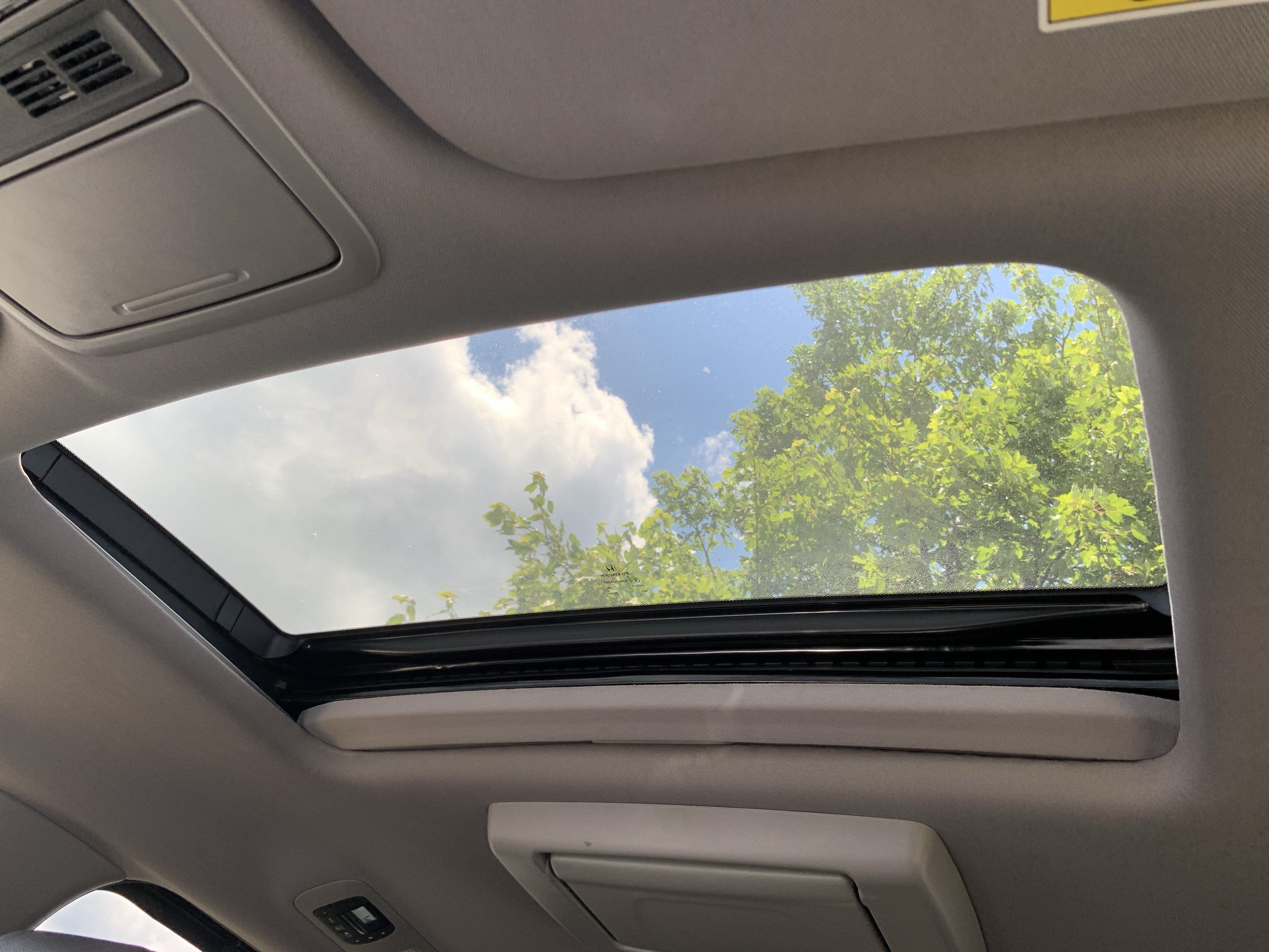 Used 2020 Honda Odyssey Elite image 28