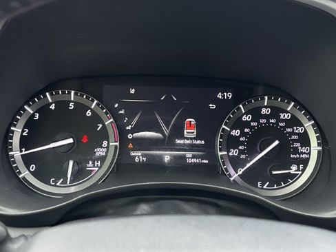 Used 2021 Toyota Highlander XLE image 28