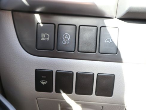 Used 2018 Toyota Highlander XLE FWD image 21
