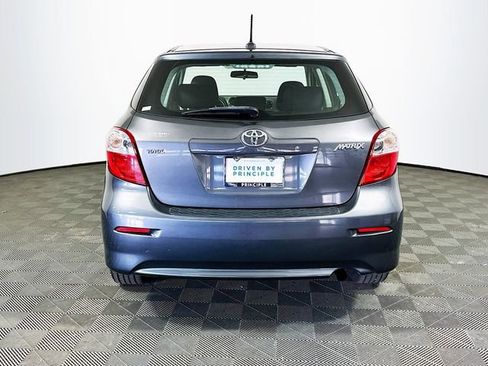Used 2010 Toyota Matrix image 7