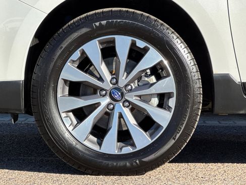 Used 2018 Subaru Outback 2.5i Touring image 26