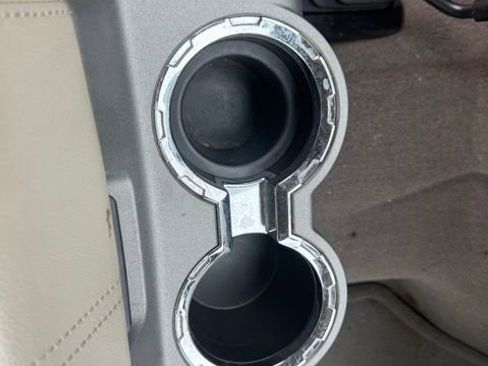 Used 2009 Ford F250 XLT image 18