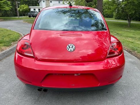 Used 2013 Volkswagen Beetle 2.5 FWD image 8