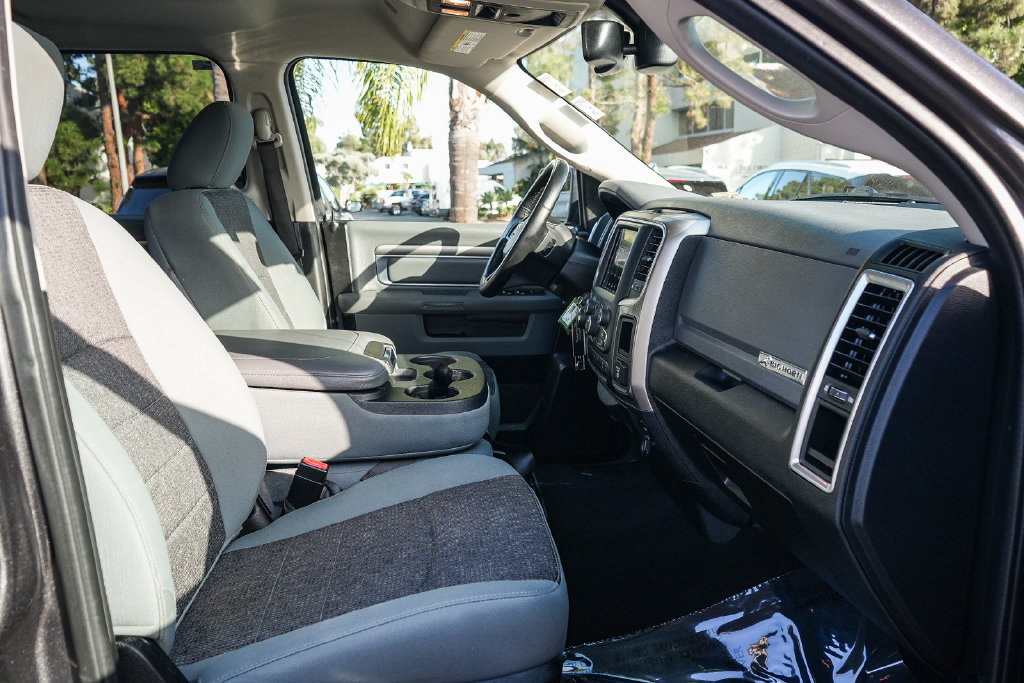 Used 2019 RAM 1500 Big Horn RWD image 14