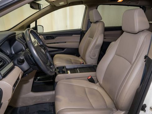 Used 2019 Honda Odyssey EX-L image 13