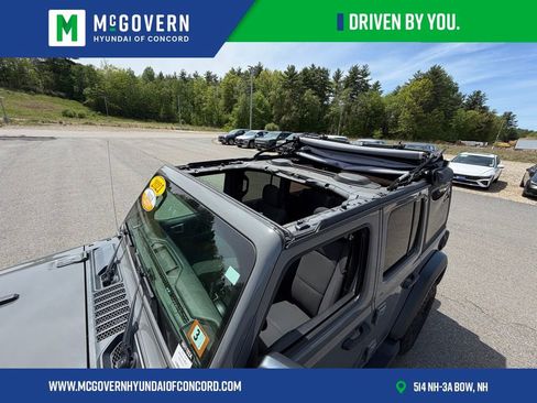 Used 2021 Jeep Wrangler Unlimited Sport AWD/4WD image 22
