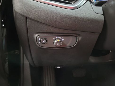 Used 2024 Chevrolet Equinox LT FWD image 22