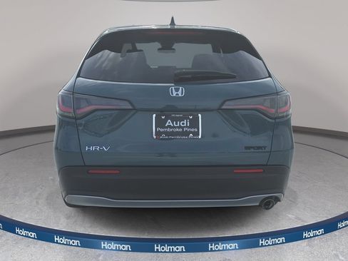 Used 2023 Honda HR-V Sport image 7