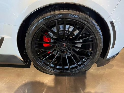 Used 2017 Chevrolet Corvette Grand Sport image 16