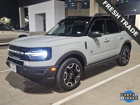 Used 2022 Ford Bronco Sport Outer Banks w/ Tech Package image 2