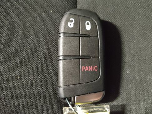 Used 2021 Dodge Durango SXT w/ 3rd Row Seating Group image 32