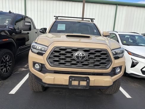 Used 2020 Toyota Tacoma TRD Sport image 5