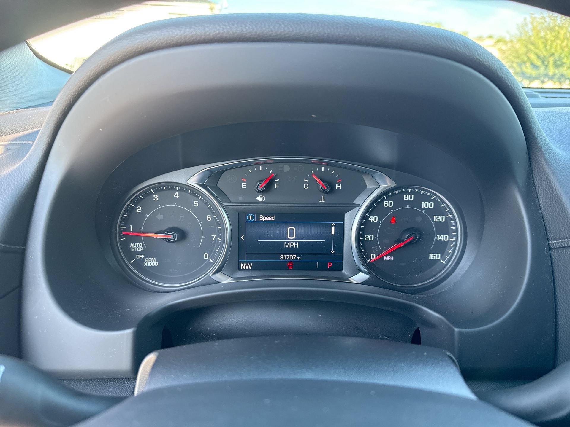 Used 2024 GMC Terrain SLE w/ Driver Convenience Package FWD image 15