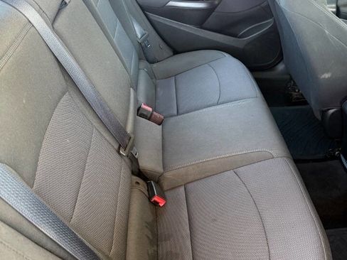 Used 2018 Chevrolet Cruze LT image 11