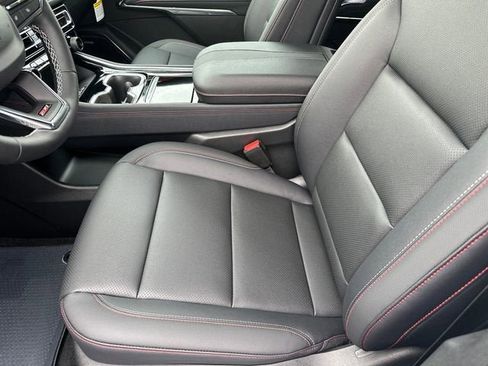 New 2026 Chevrolet Traverse Z71 w/ Enhanced Driving Package AWD/4WD image 14