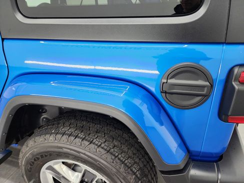 Used 2022 Jeep Wrangler Unlimited Sahara w/ LED Lighting Group image 26