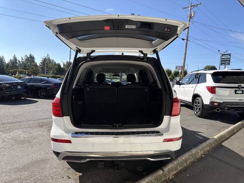 Used 2016 Mercedes-Benz GL 450 4MATIC image 5