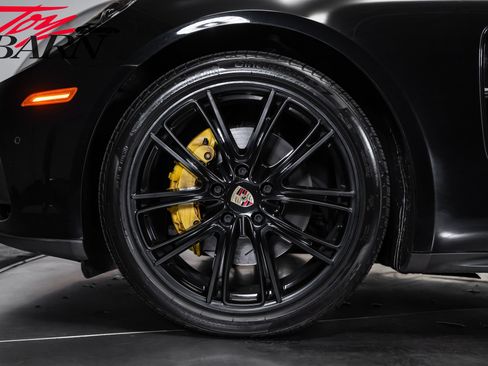 Used 2020 Porsche Panamera 4S AWD/4WD image 14