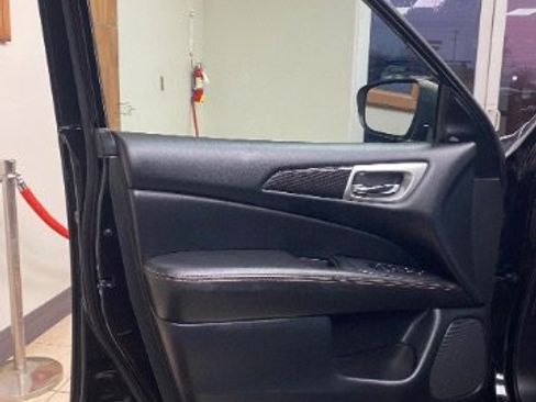 Used 2020 Nissan Pathfinder SV w/ Rock Creek Edition image 10