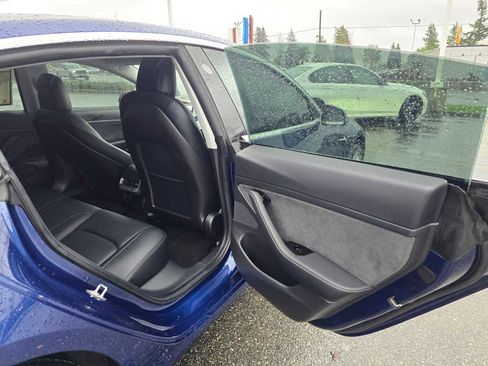 Used 2020 Tesla Model 3 Standard Range image 14