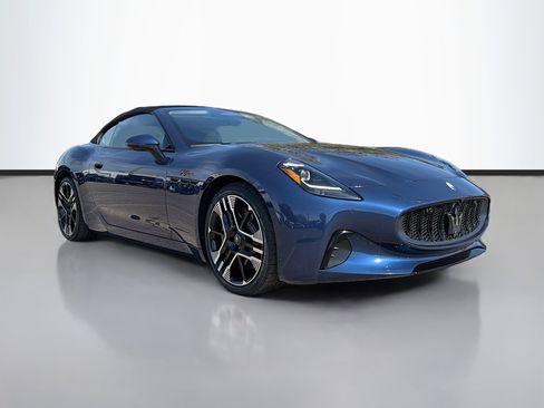 Used 2025 Maserati GranCabrio Folgore image 1