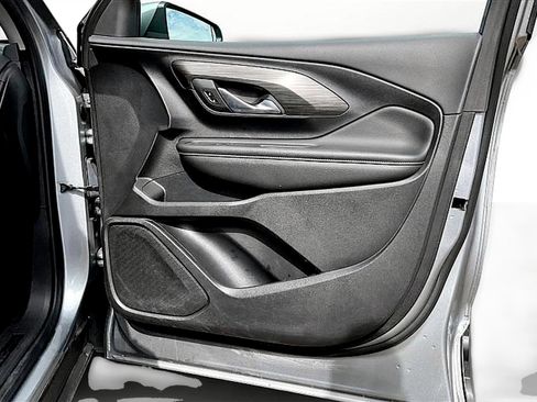 Used 2025 GMC Terrain Elevation image 22