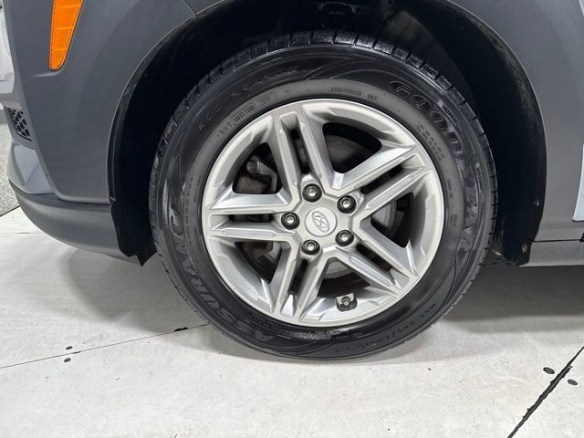 Used 2020 Hyundai Kona SE AWD/4WD image 5