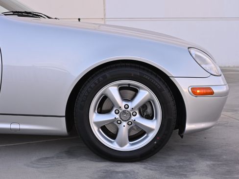 Used 2002 Mercedes-Benz SLK 320 image 31