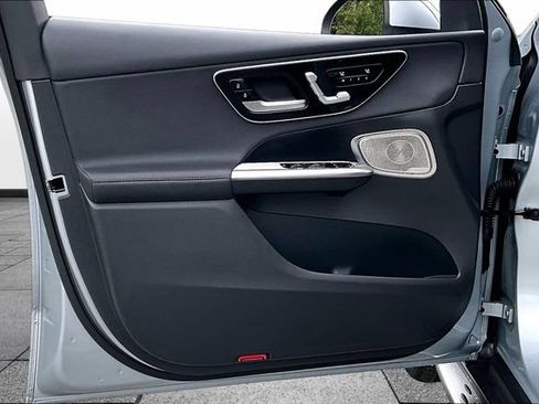 Certified 2026 Mercedes-Benz GLC 300 4MATIC image 23