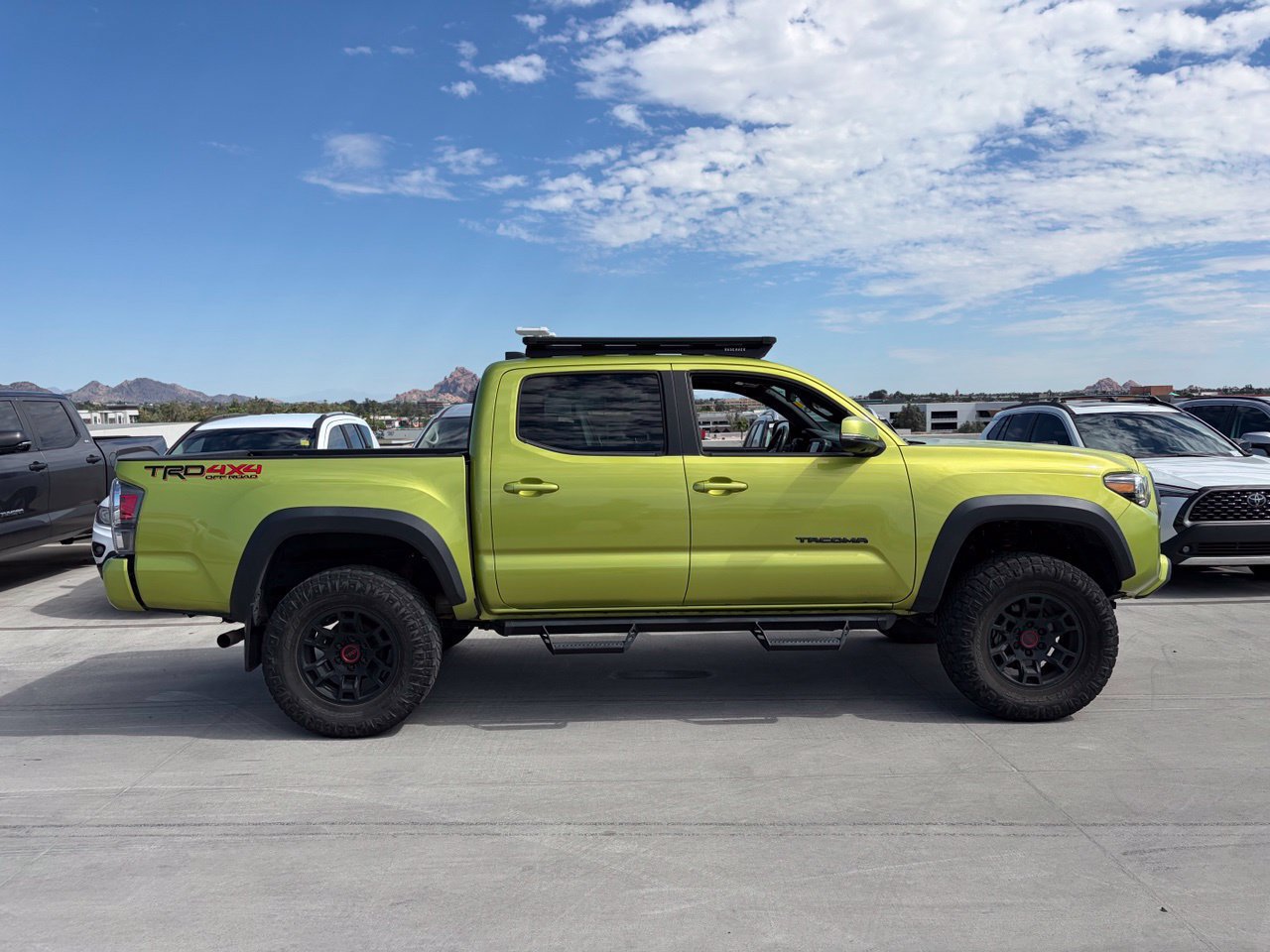 Used 2023 Toyota Tacoma TRD Off-Road w/ TRD Premium Off Road Package AWD/4WD image 3