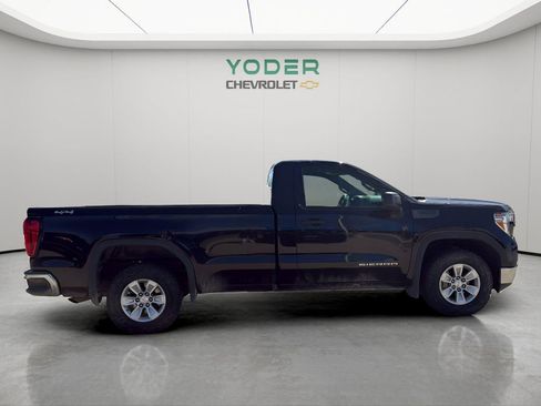 Used 2022 GMC Sierra 1500 Pro w/ Sierra Value Package AWD/4WD image 4